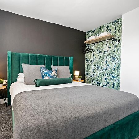 The Treehouse At The Hideaway Stamp Sa Villa Blackpool Ngoại thất bức ảnh